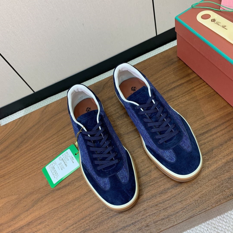 L0r0 P1ana sneakers